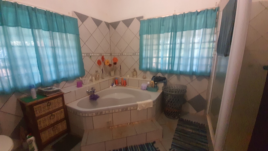 10 Bedroom Property for Sale in Rietfontein A H North West